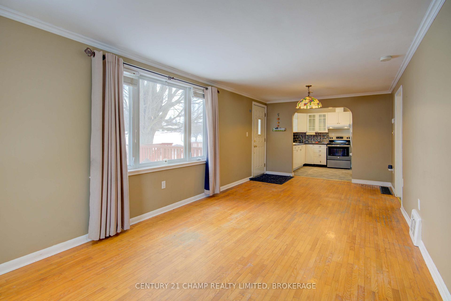 Photo 7 of 7670 38 Road, Frontenac, Frontenac South — HOMEH