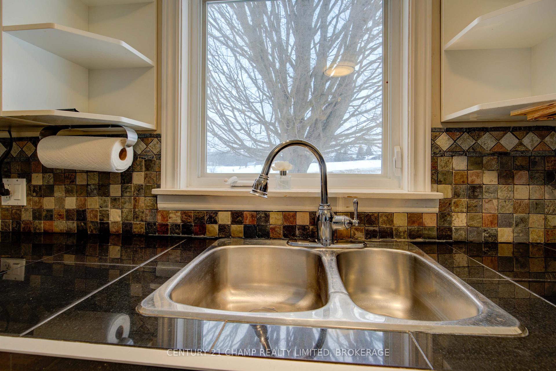 Photo 11 of 7670 38 Road, Frontenac, Frontenac South — HOMEH