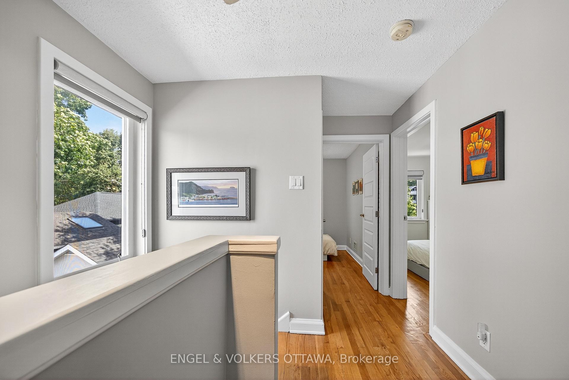 Photo 21 of 557 Roosevelt Avenue, Ottawa, McKellar/Highland — HOMEH