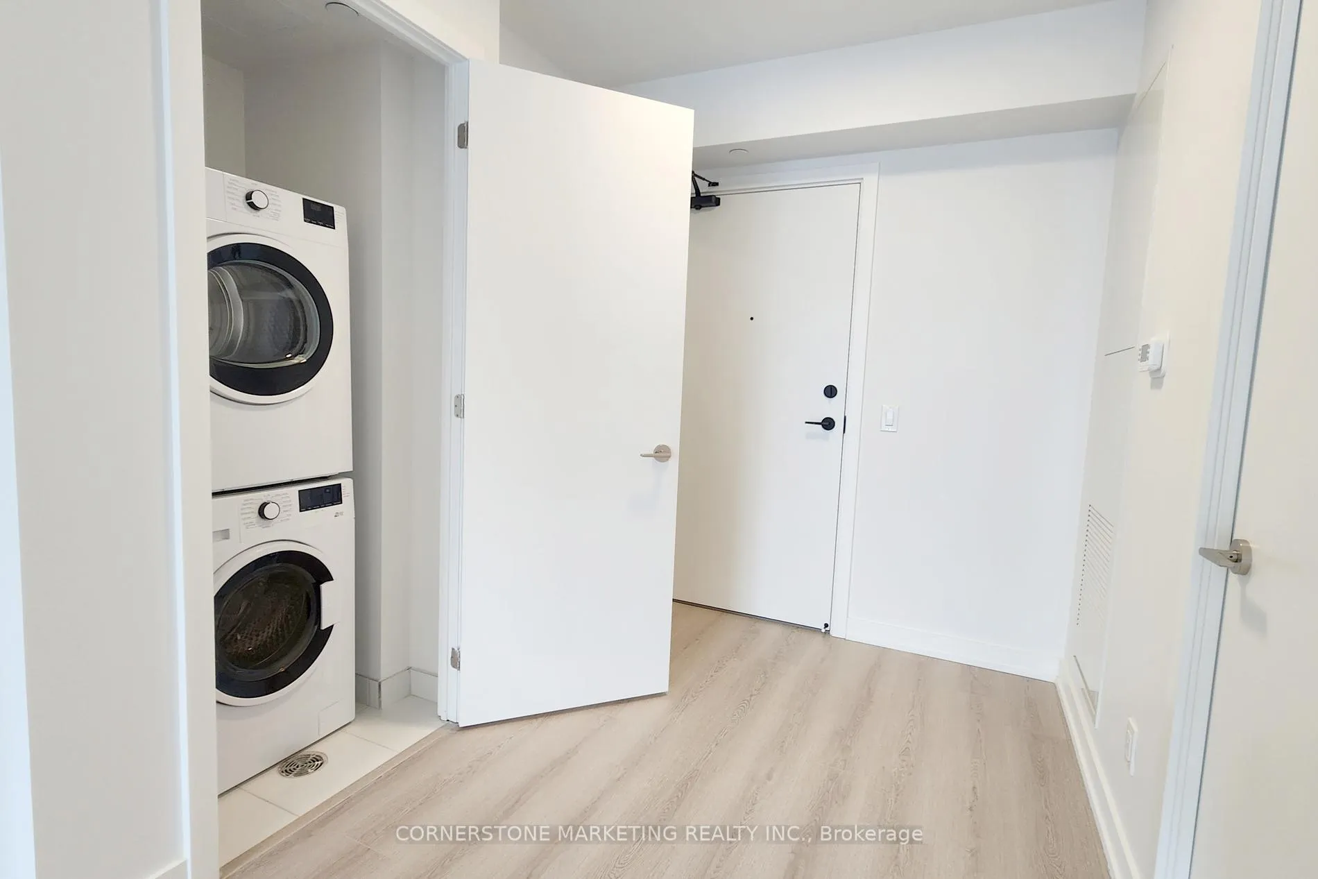 Photo 8 of Unit 1909, 100 Queen Street E, Toronto, Church-Yonge Corridor — HOMEH