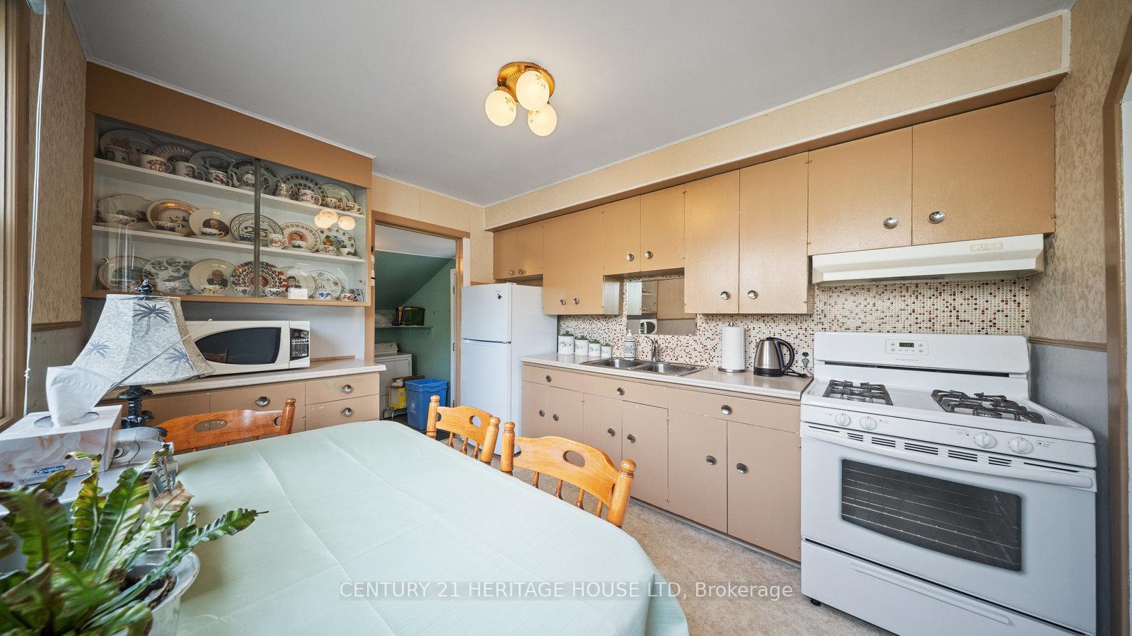 Photo 12 of 25 East 33rd Street, Hamilton, Raleigh — HOMEH