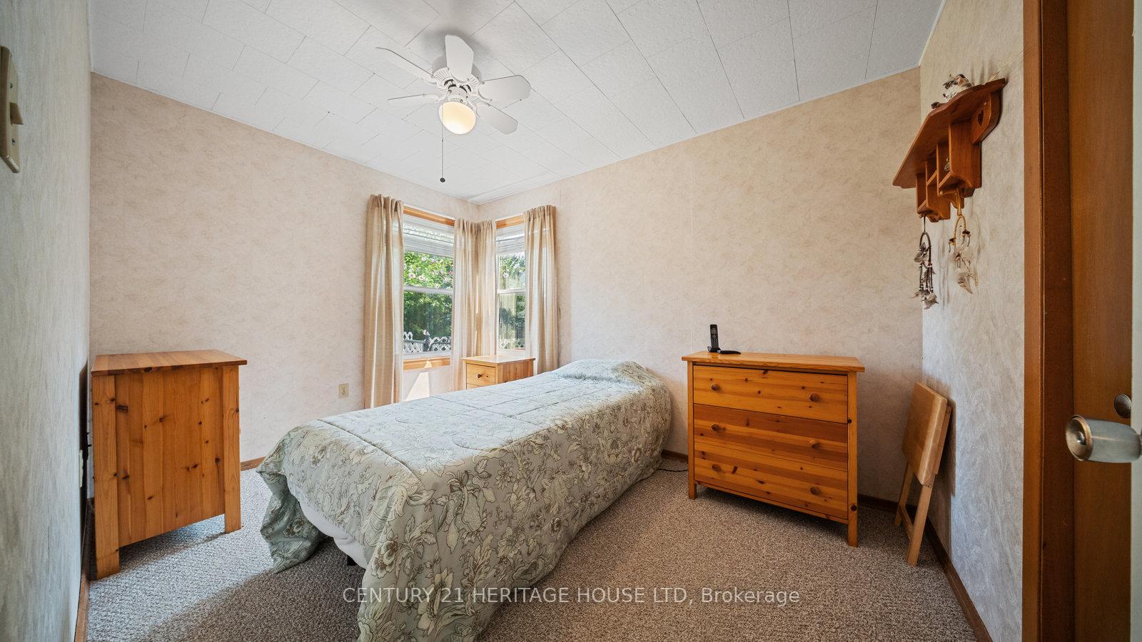 Photo 20 of 25 East 33rd Street, Hamilton, Raleigh — HOMEH