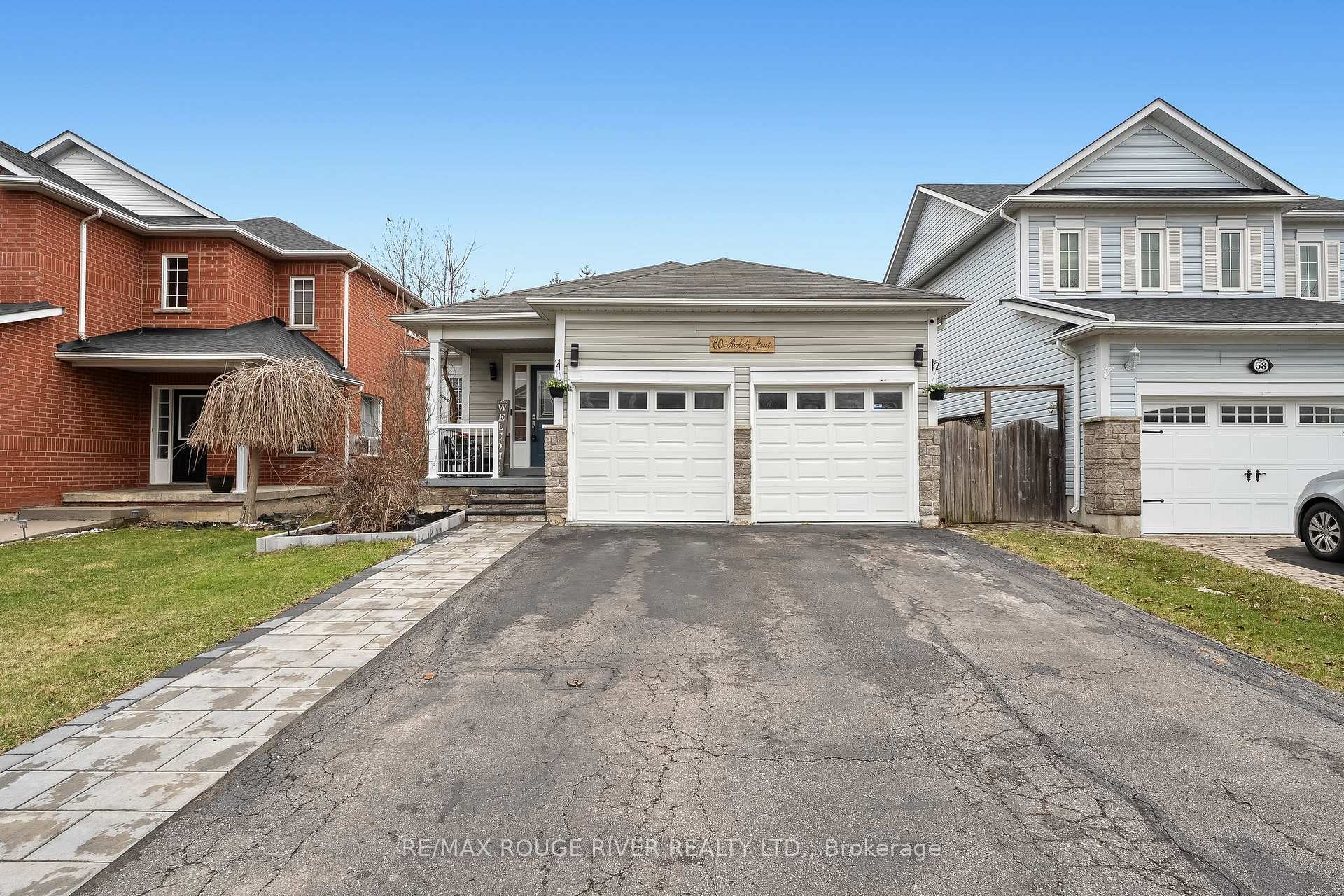 Photo 2 of 60 Rickaby Street, Clarington, Bowmanville — HOMEH