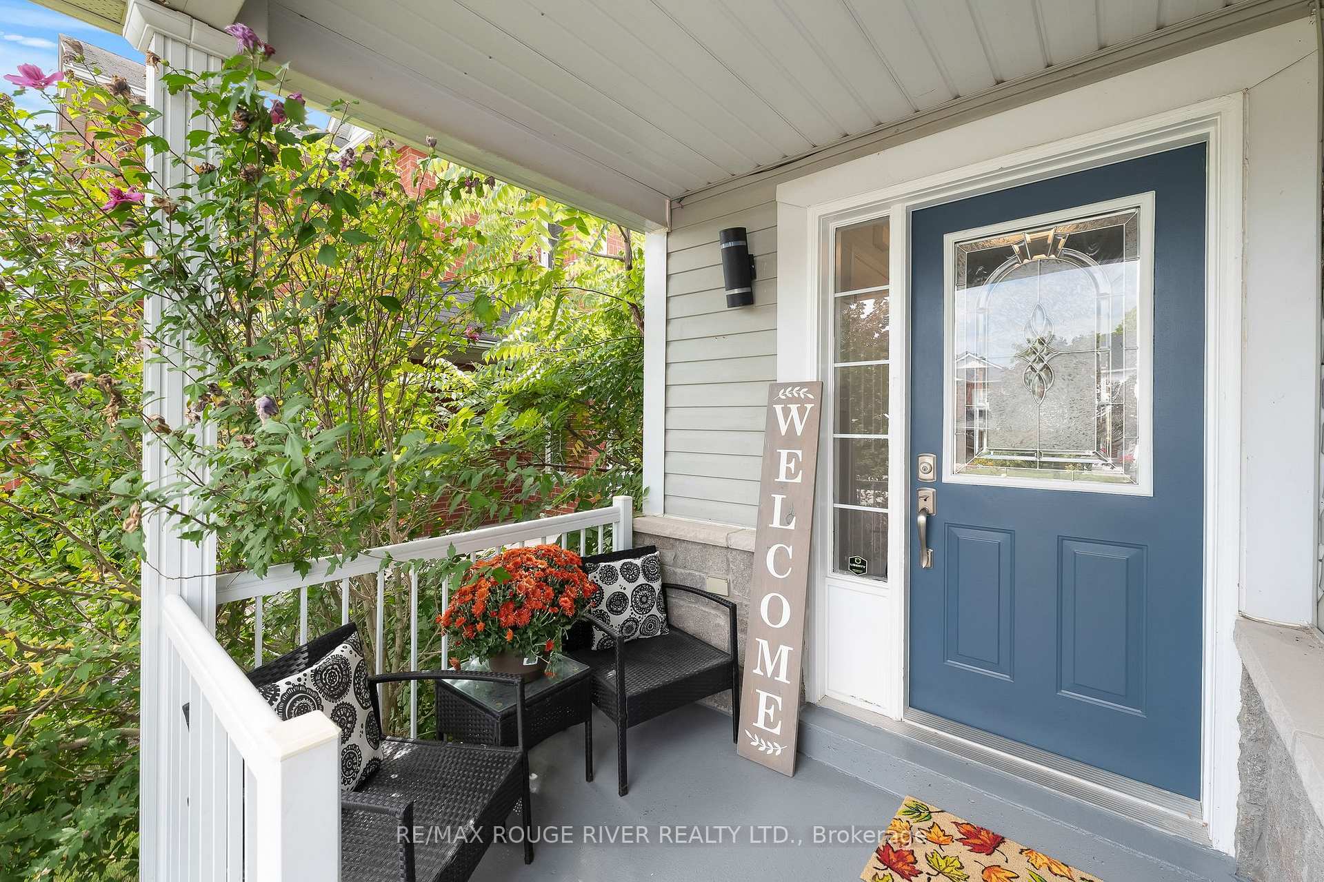 Photo 4 of 60 Rickaby Street, Clarington, Bowmanville — HOMEH