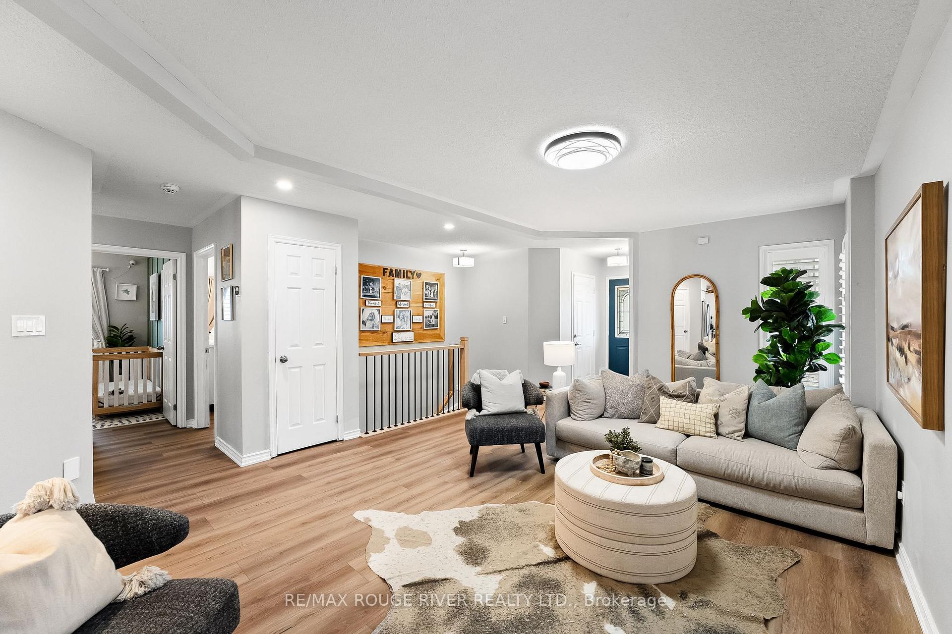 Photo 8 of 60 Rickaby Street, Clarington, Bowmanville — HOMEH