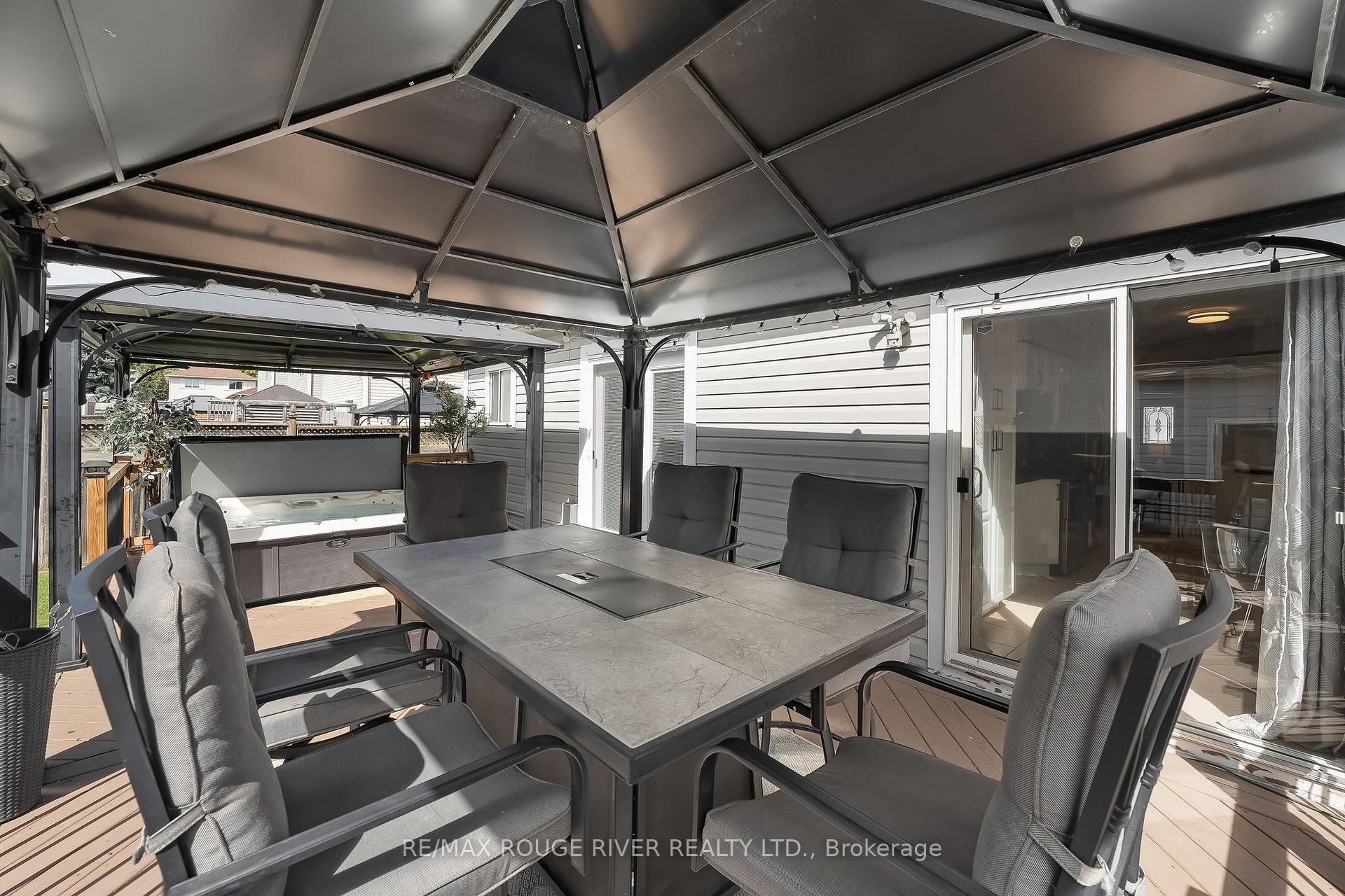 Photo 38 of 60 Rickaby Street, Clarington, Bowmanville — HOMEH
