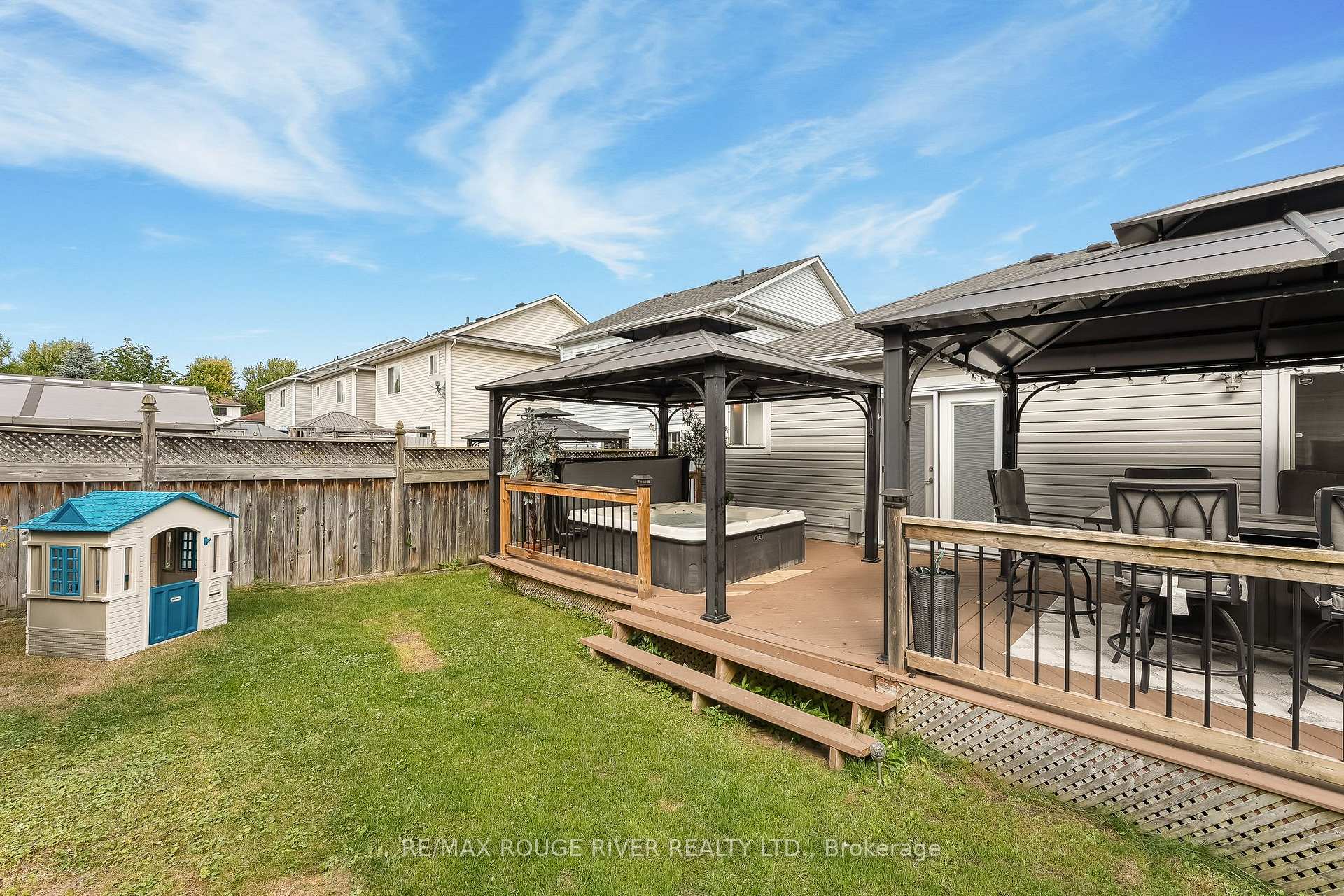 Photo 43 of 60 Rickaby Street, Clarington, Bowmanville — HOMEH