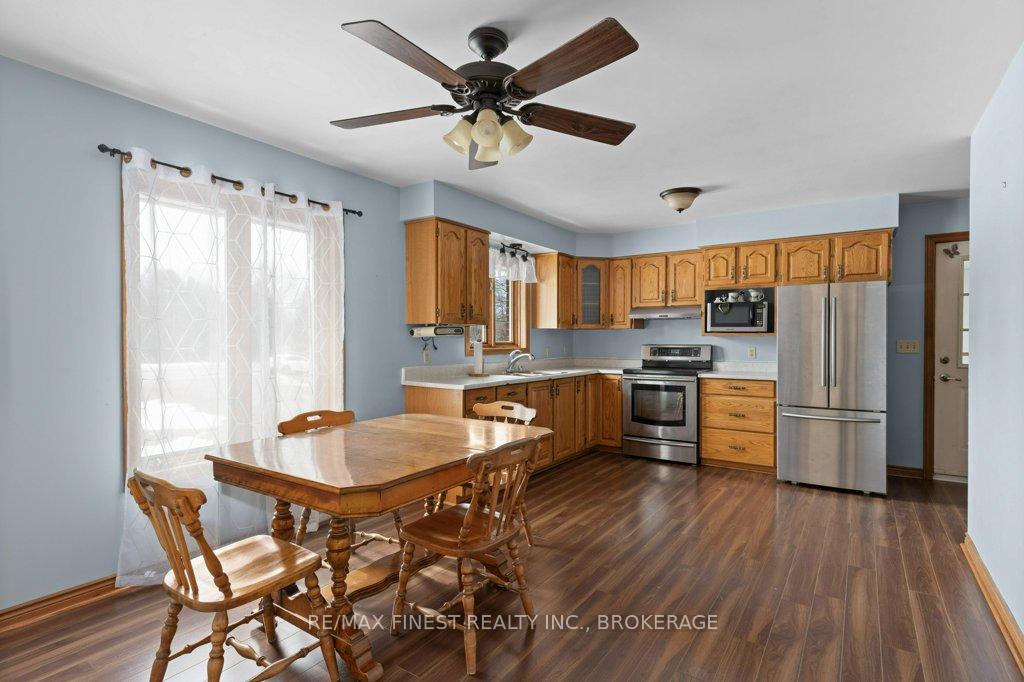 Photo 4 of 3152 Sunbury Road, Frontenac, Frontenac South — HOMEH