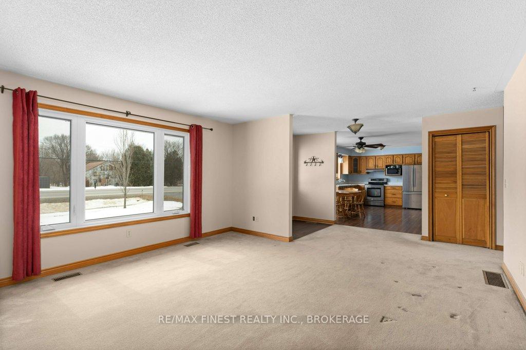 Photo 10 of 3152 Sunbury Road, Frontenac, Frontenac South — HOMEH