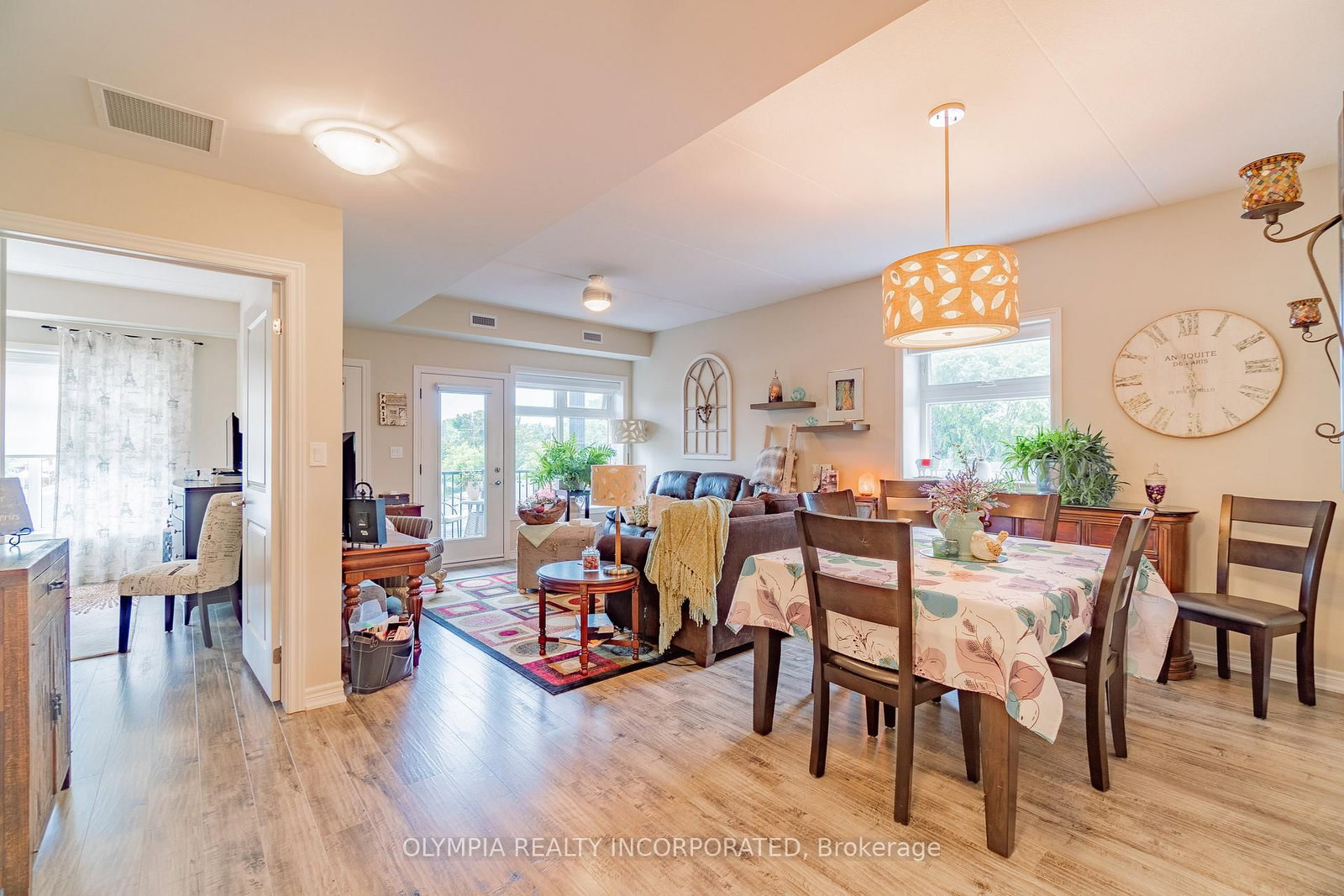 Photo 5 of Unit 316, 4644 Pettit Ave, Niagara Falls, Morrison — HOMEH