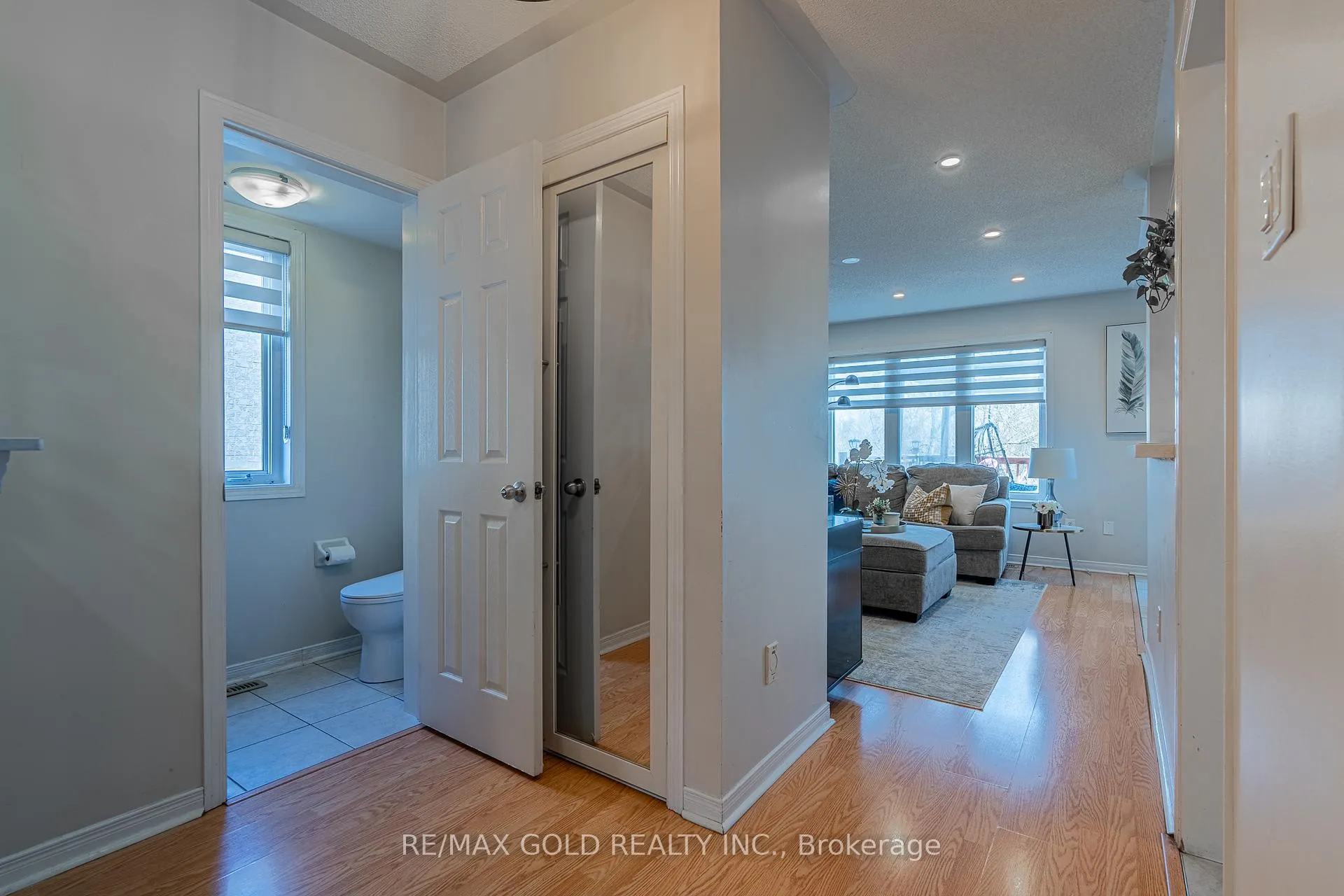 Photo 5 of 113 Rockgarden Trail, Brampton, Sandringham-Wellington — HOMEH
