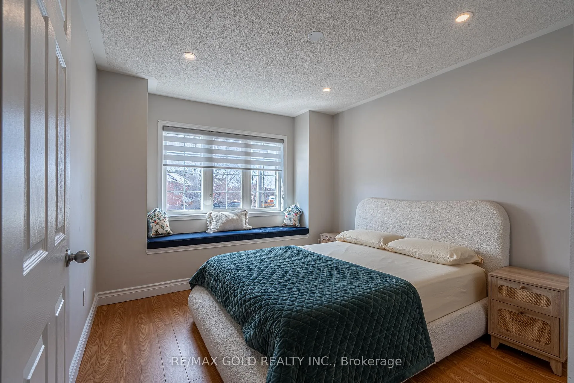 Photo 23 of 113 Rockgarden Trail, Brampton, Sandringham-Wellington — HOMEH