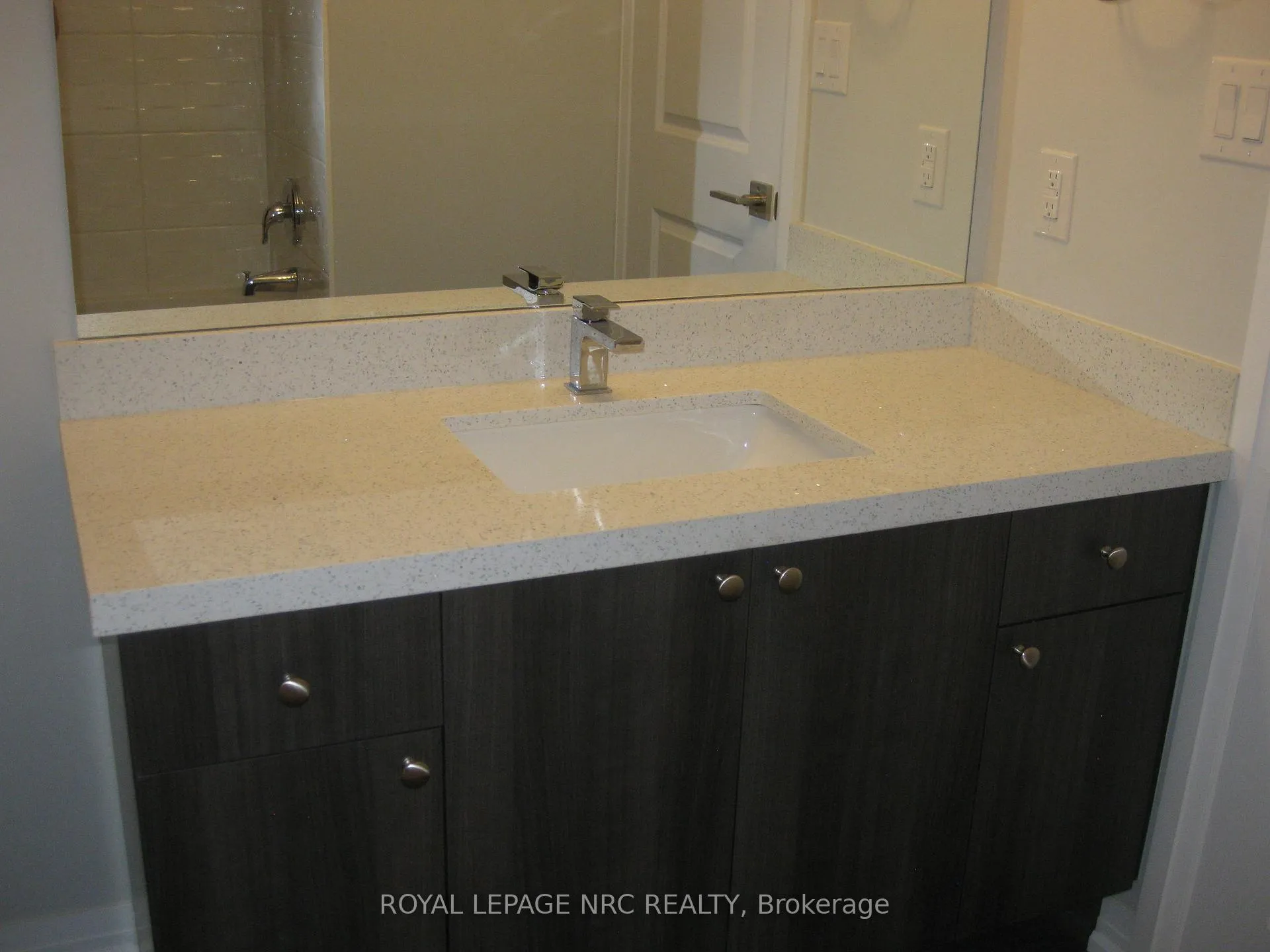 Photo 11 of Unit 70, 6705 CROPP St, Niagara Falls, Morrison — HOMEH