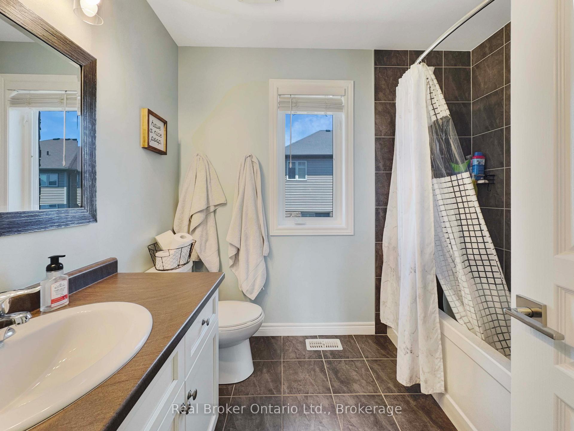 Photo 25 of 192 Pumpkin Pass, Hamilton, Binbrook — HOMEH
