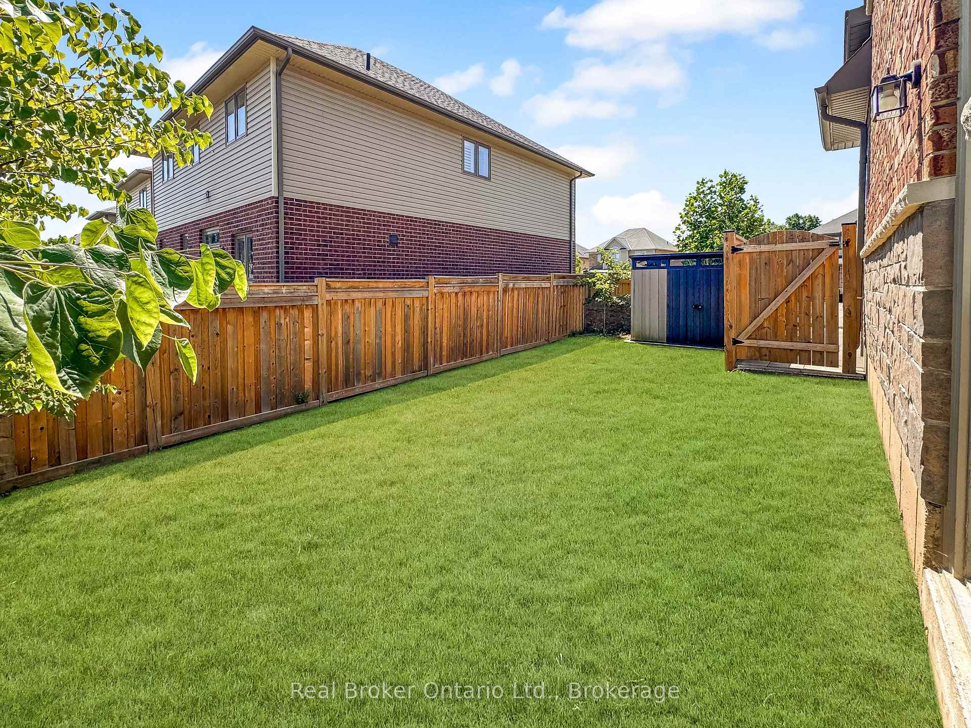 Photo 36 of 192 Pumpkin Pass, Hamilton, Binbrook — HOMEH