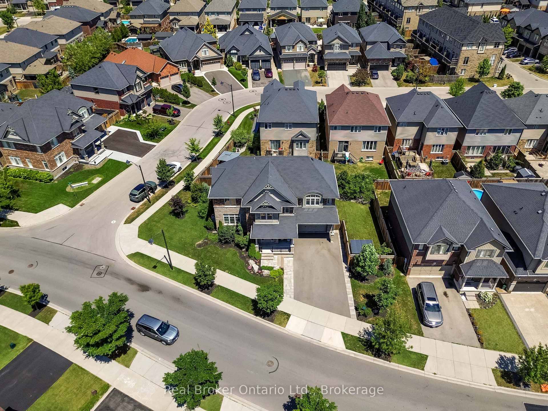 Photo 41 of 192 Pumpkin Pass, Hamilton, Binbrook — HOMEH