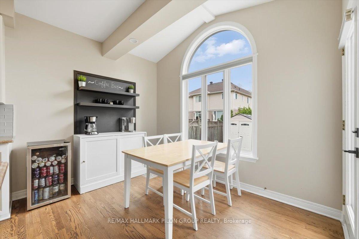 Photo 16 of 4434 Rainforest Drive, Ottawa, Riverside South/Gloucester Glen — HOMEH