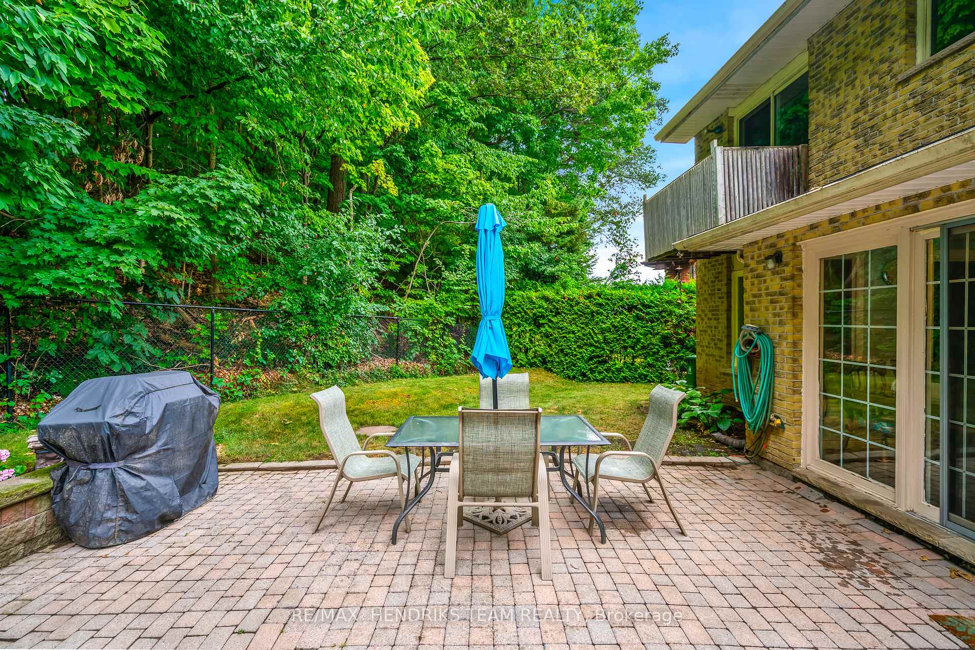 Photo 8 of 8 Sunhaven Court, Hamilton, Stoney Creek — HOMEH