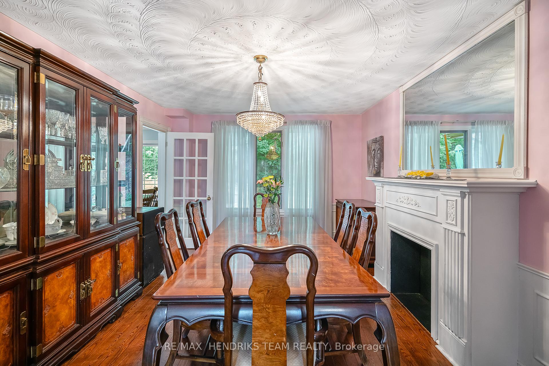Photo 16 of 8 Sunhaven Court, Hamilton, Stoney Creek — HOMEH