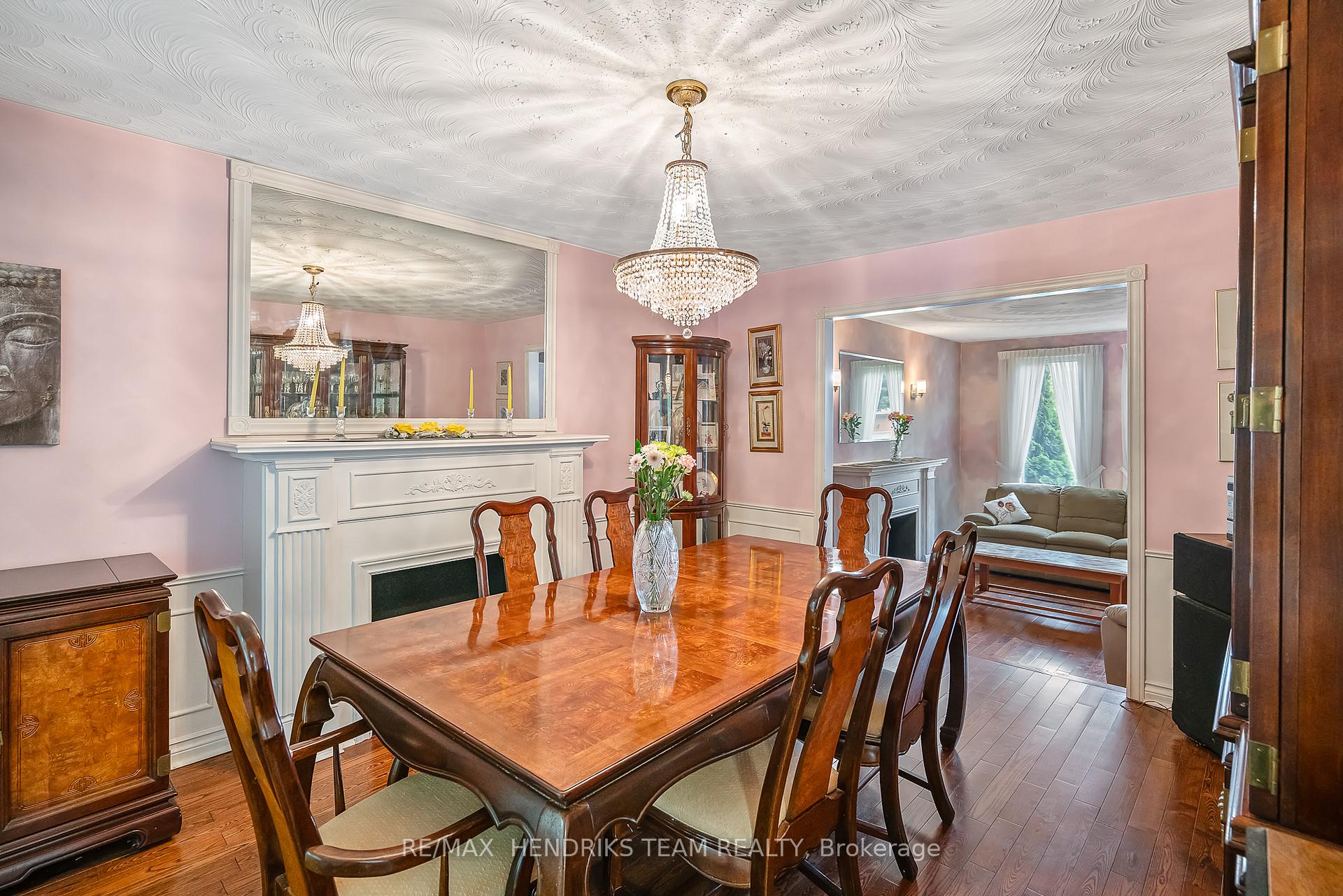 Photo 17 of 8 Sunhaven Court, Hamilton, Stoney Creek — HOMEH