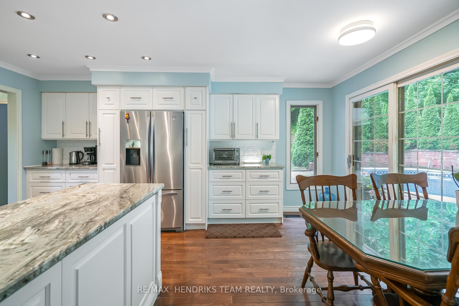 Photo 18 of 8 Sunhaven Court, Hamilton, Stoney Creek — HOMEH
