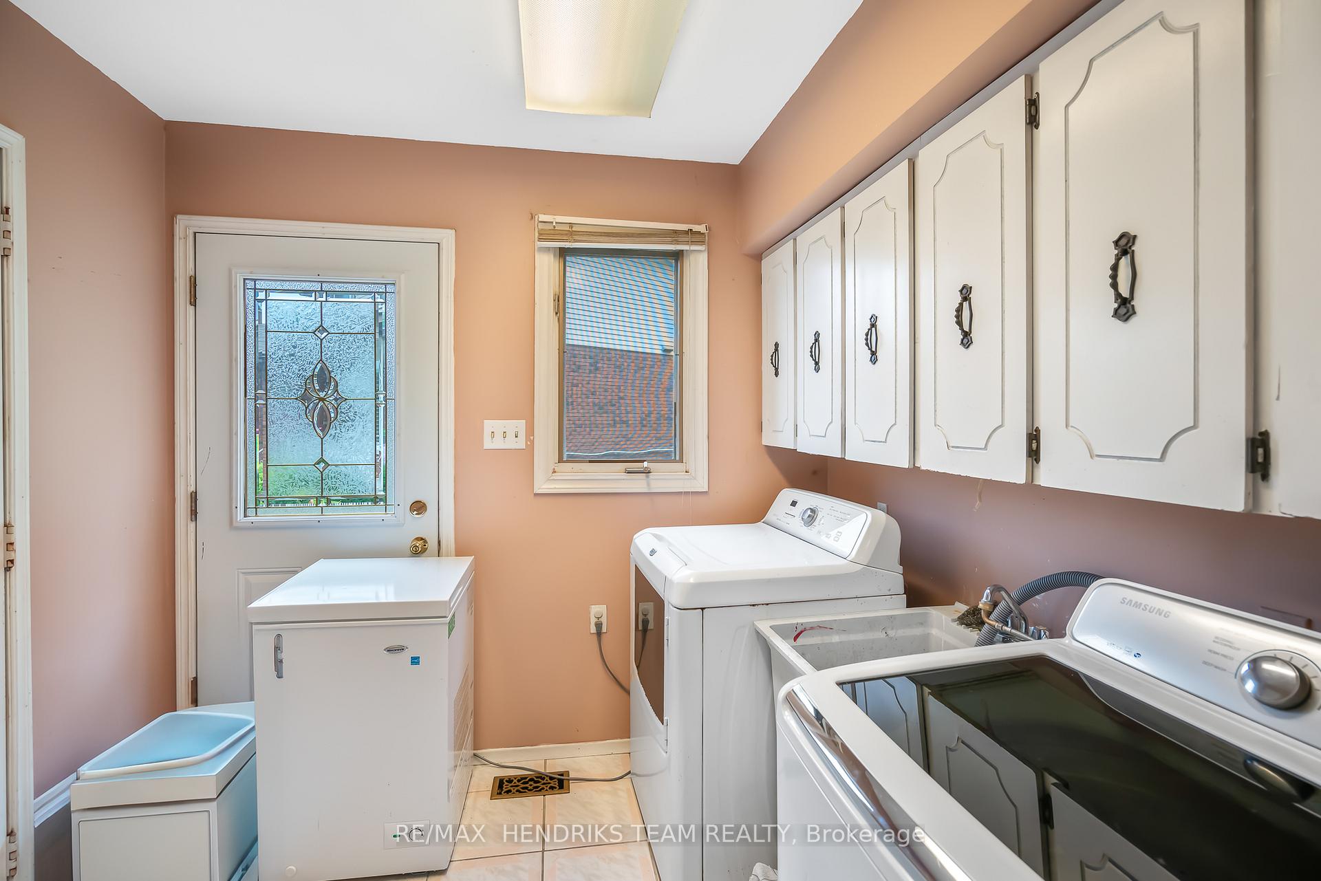 Photo 26 of 8 Sunhaven Court, Hamilton, Stoney Creek — HOMEH