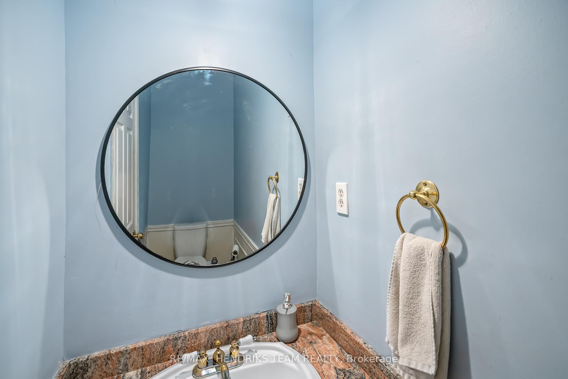 Photo 27 of 8 Sunhaven Court, Hamilton, Stoney Creek — HOMEH