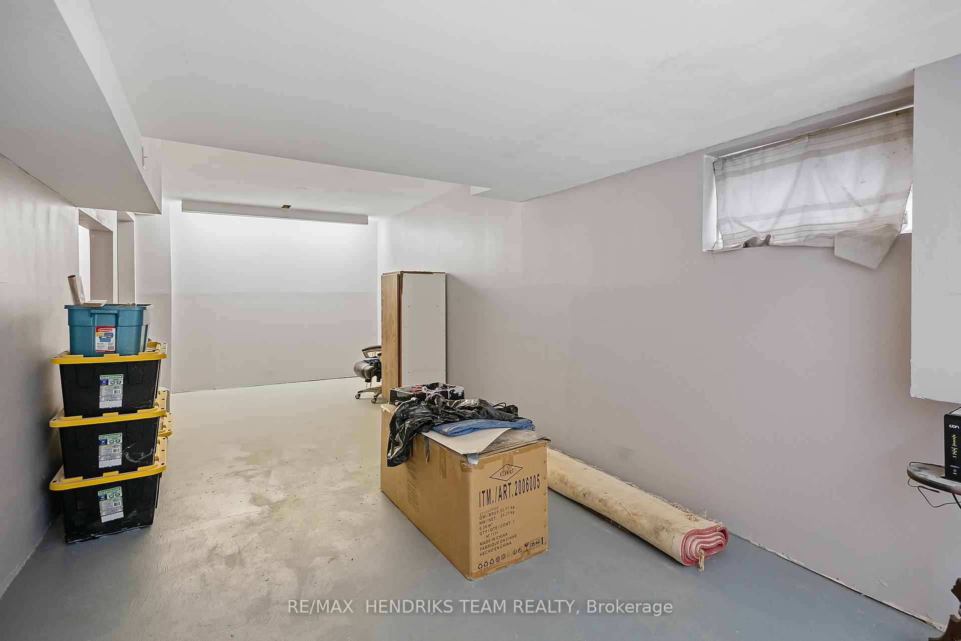 Photo 39 of 8 Sunhaven Court, Hamilton, Stoney Creek — HOMEH