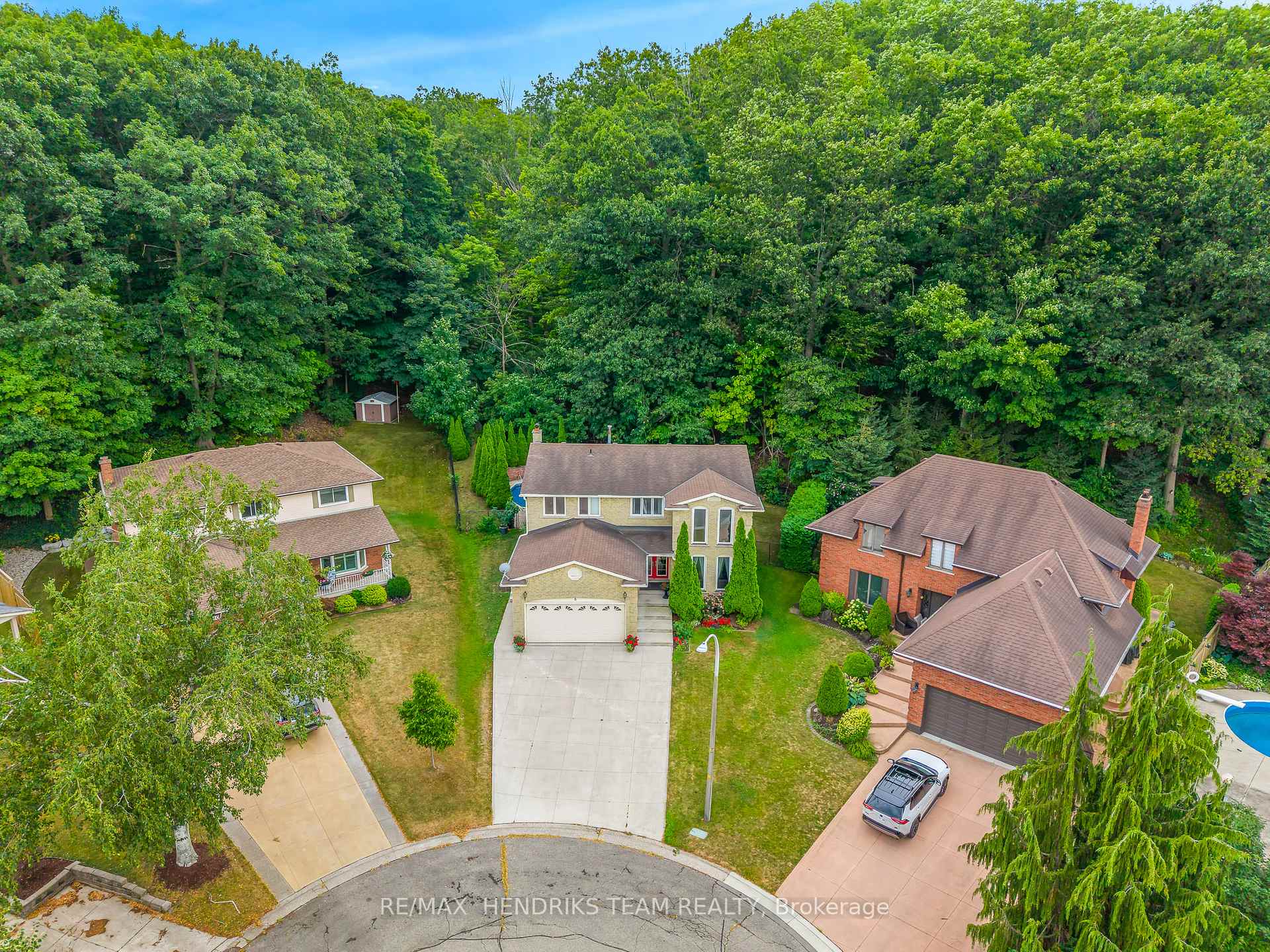 Photo 41 of 8 Sunhaven Court, Hamilton, Stoney Creek — HOMEH