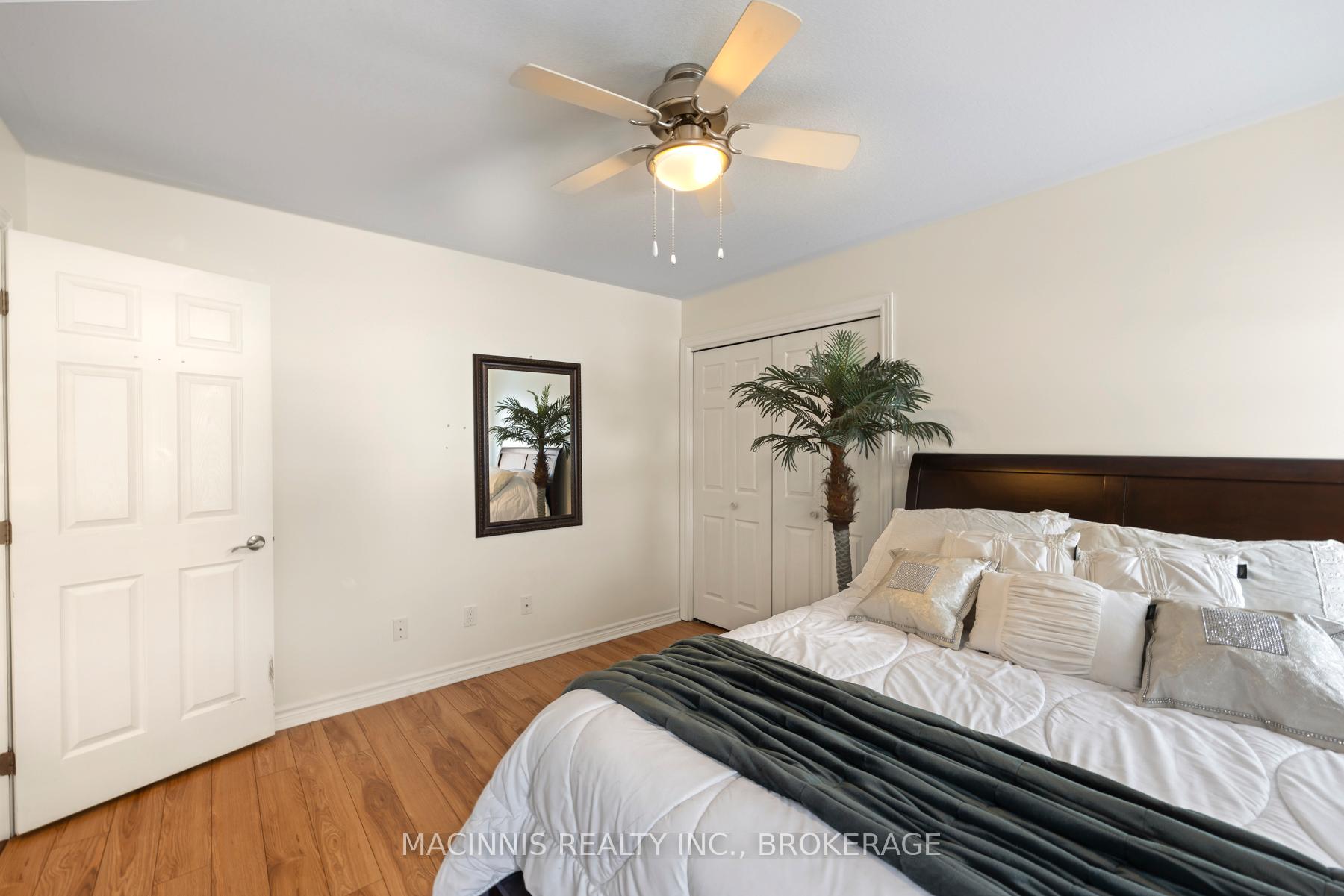 Photo 31 of 113 Country Woods Drive, Frontenac, Frontenac South — HOMEH