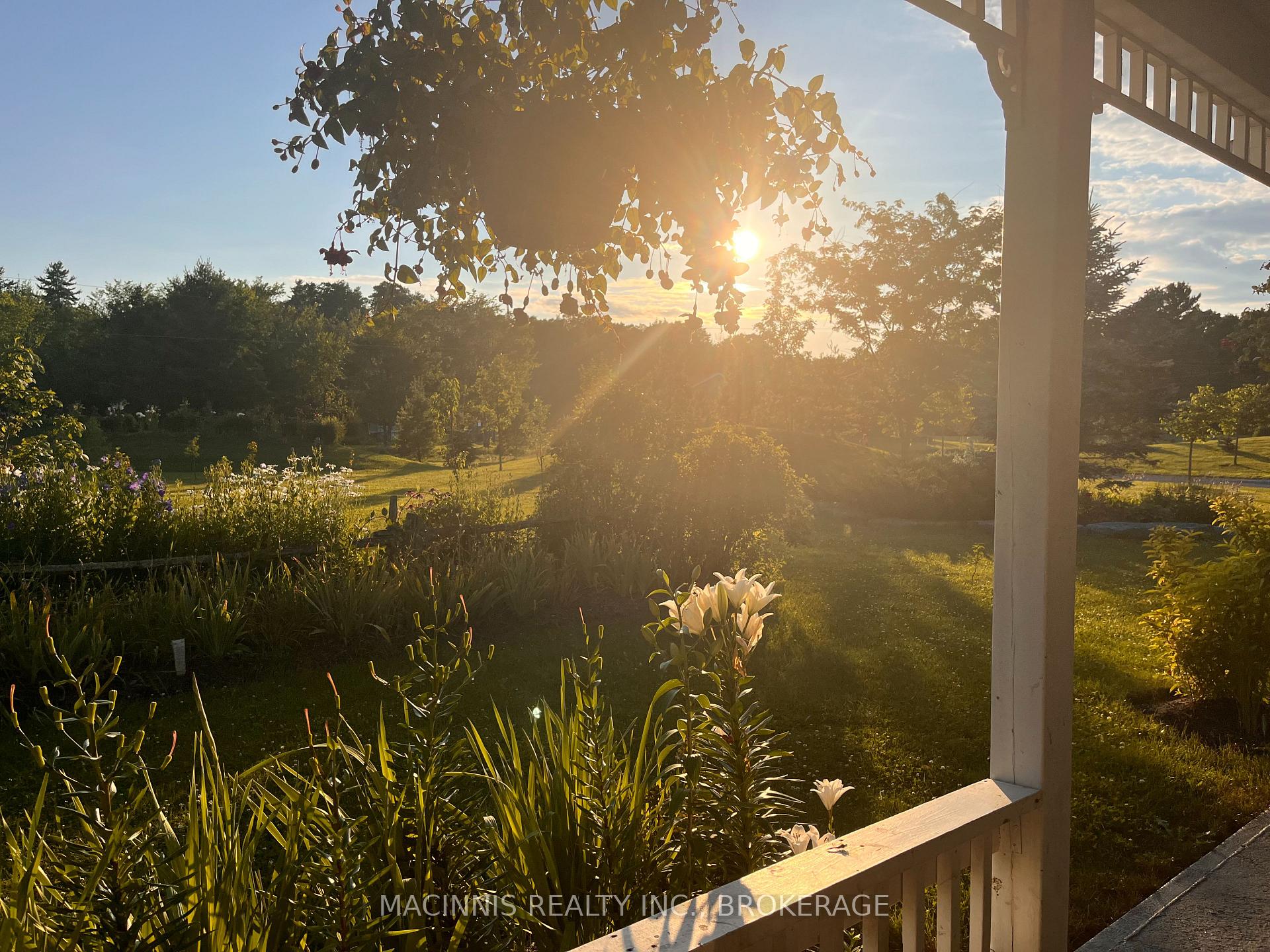 Photo 41 of 113 Country Woods Drive, Frontenac, Frontenac South — HOMEH