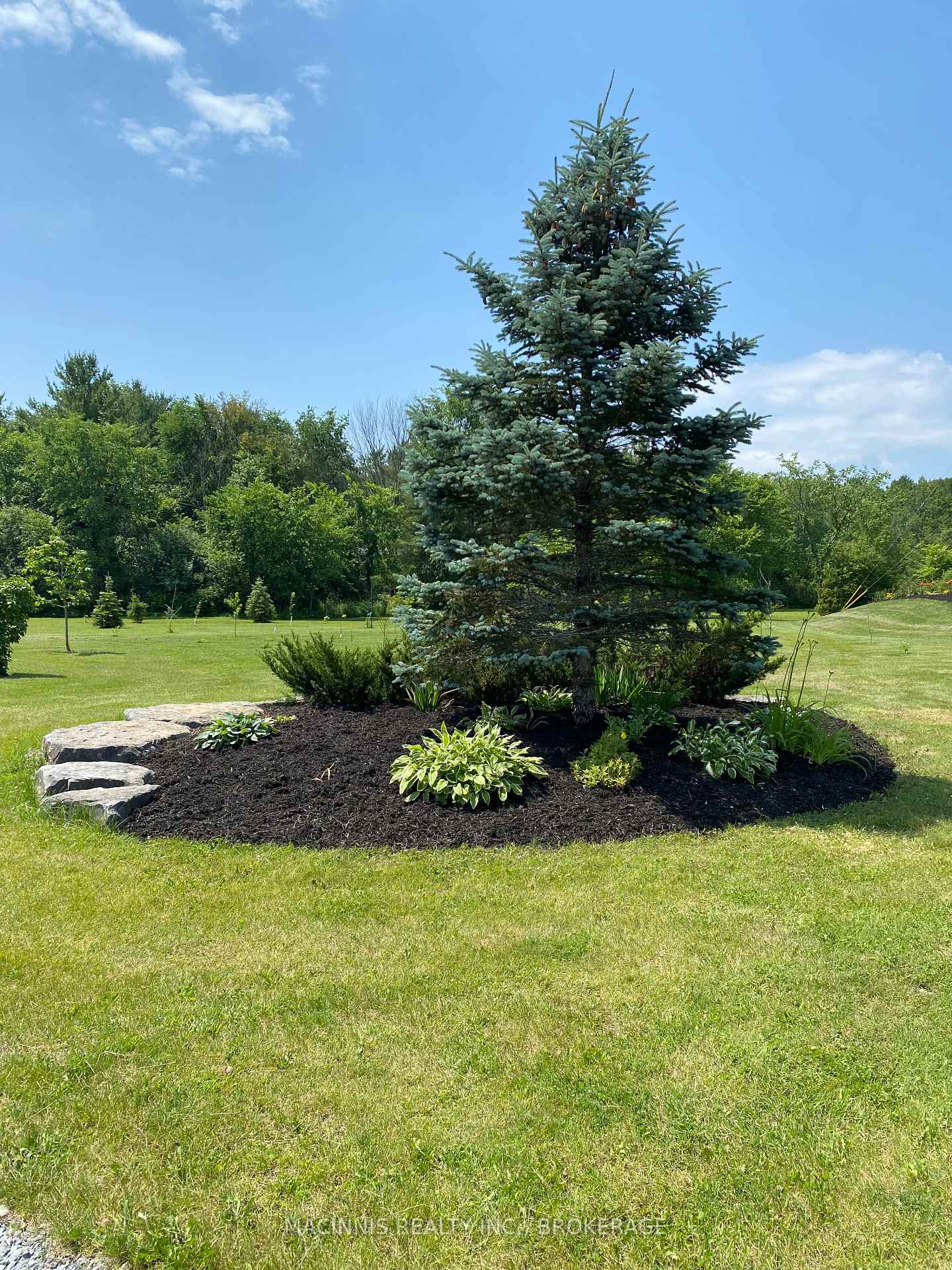 Photo 44 of 113 Country Woods Drive, Frontenac, Frontenac South — HOMEH