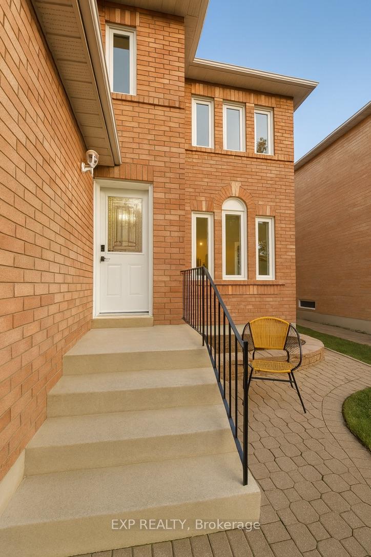 Photo 2 of 7 Macdermott Drive, Ajax, Central West — HOMEH