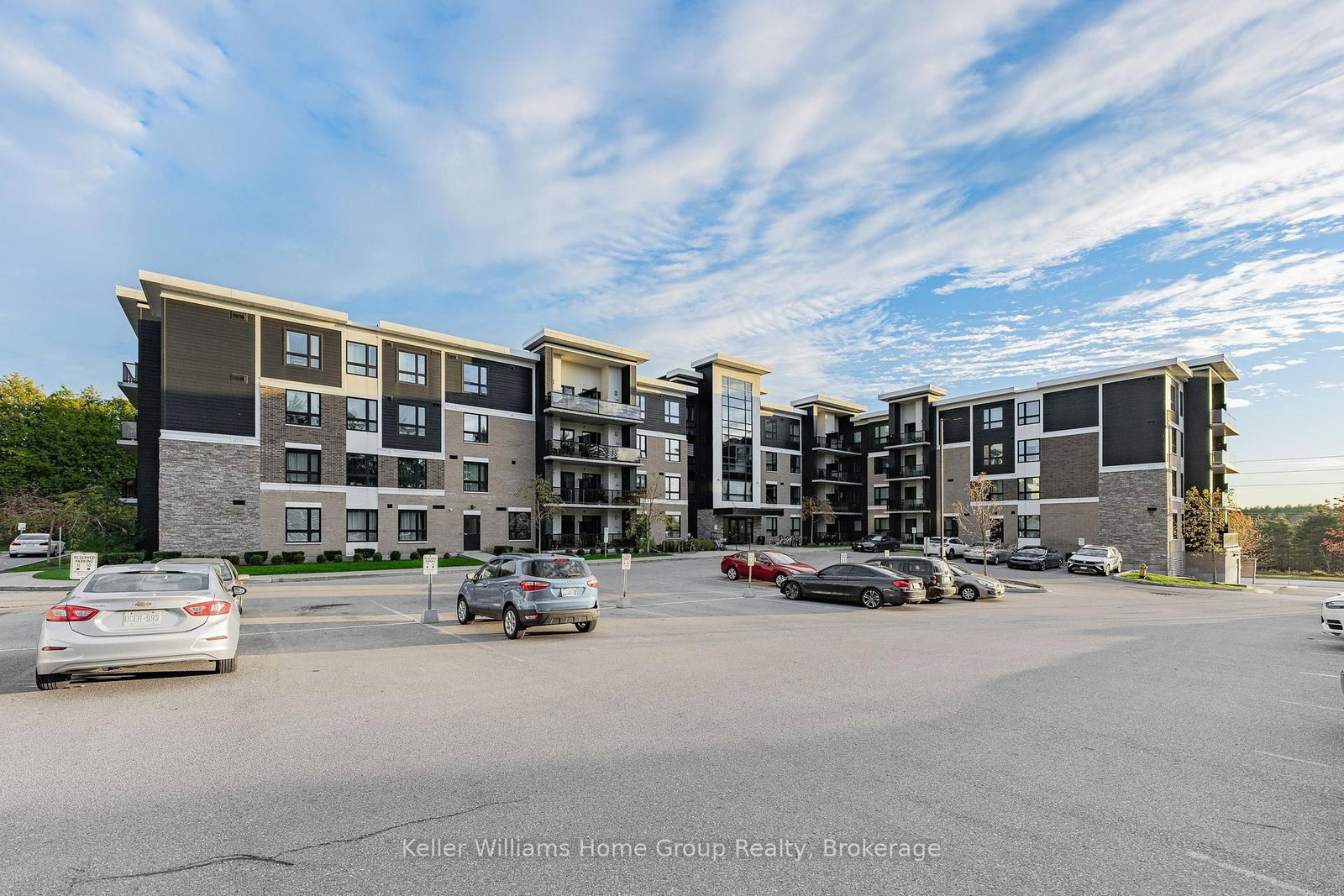 Photo 2 of Unit 108, 1280 Gordon St, Guelph, Kortright East — HOMEH