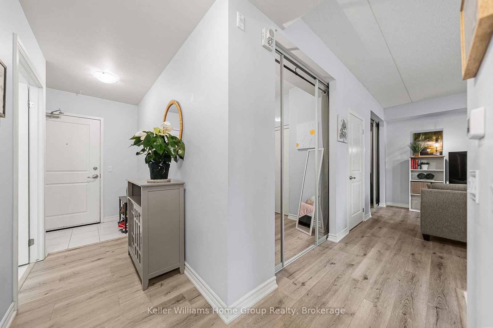 Photo 8 of Unit 108, 1280 Gordon St, Guelph, Kortright East — HOMEH