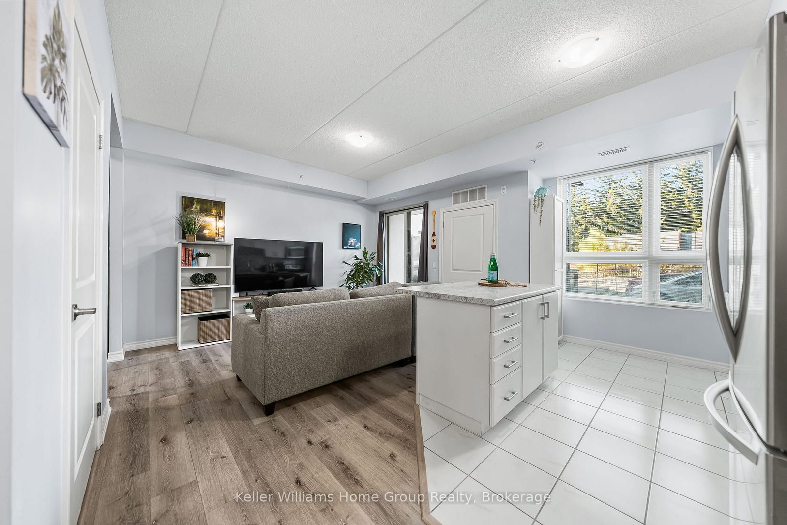 Photo 9 of Unit 108, 1280 Gordon St, Guelph, Kortright East — HOMEH