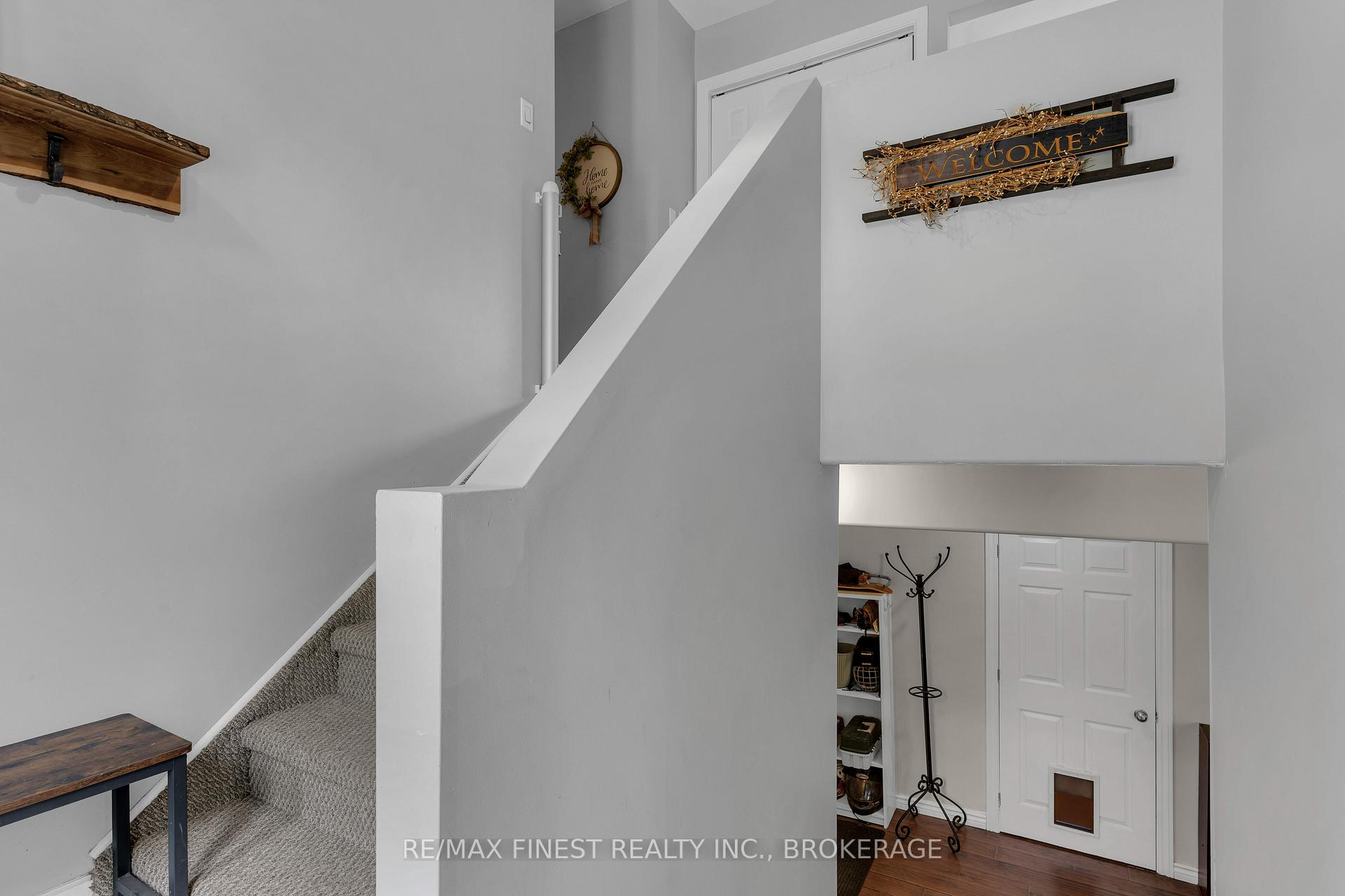 Photo 4 of 5844 Wilmer Road, Frontenac, Frontenac South — HOMEH