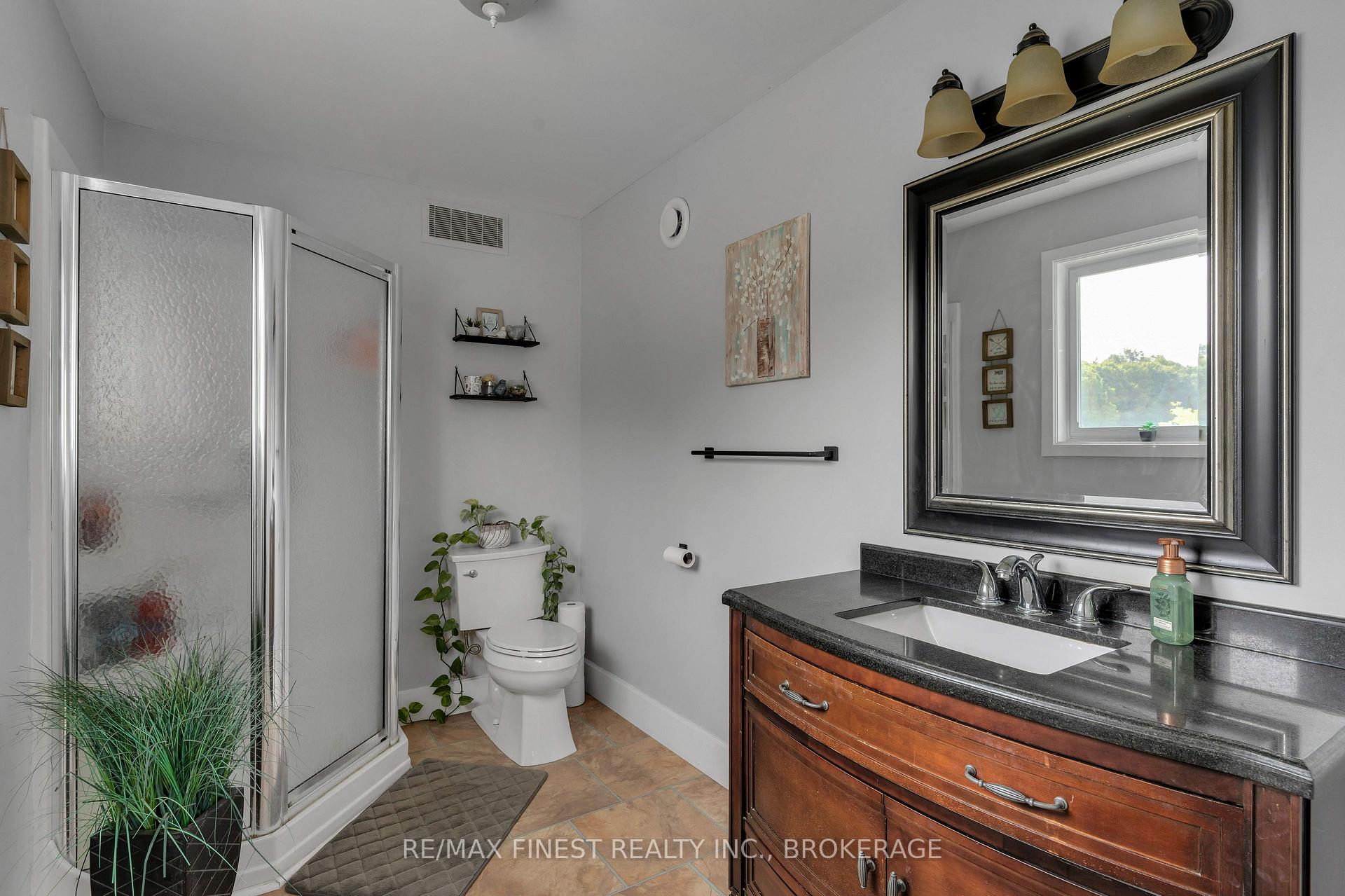 Photo 23 of 5844 Wilmer Road, Frontenac, Frontenac South — HOMEH