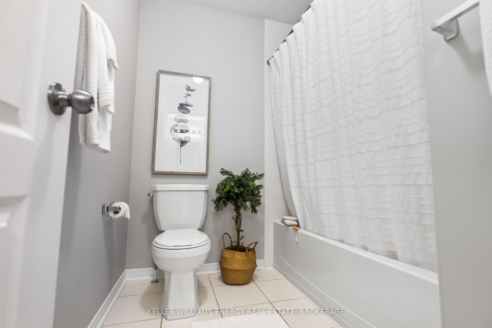 Photo 28 of 196 Kenneth Cole Drive, Clarington, Bowmanville — HOMEH