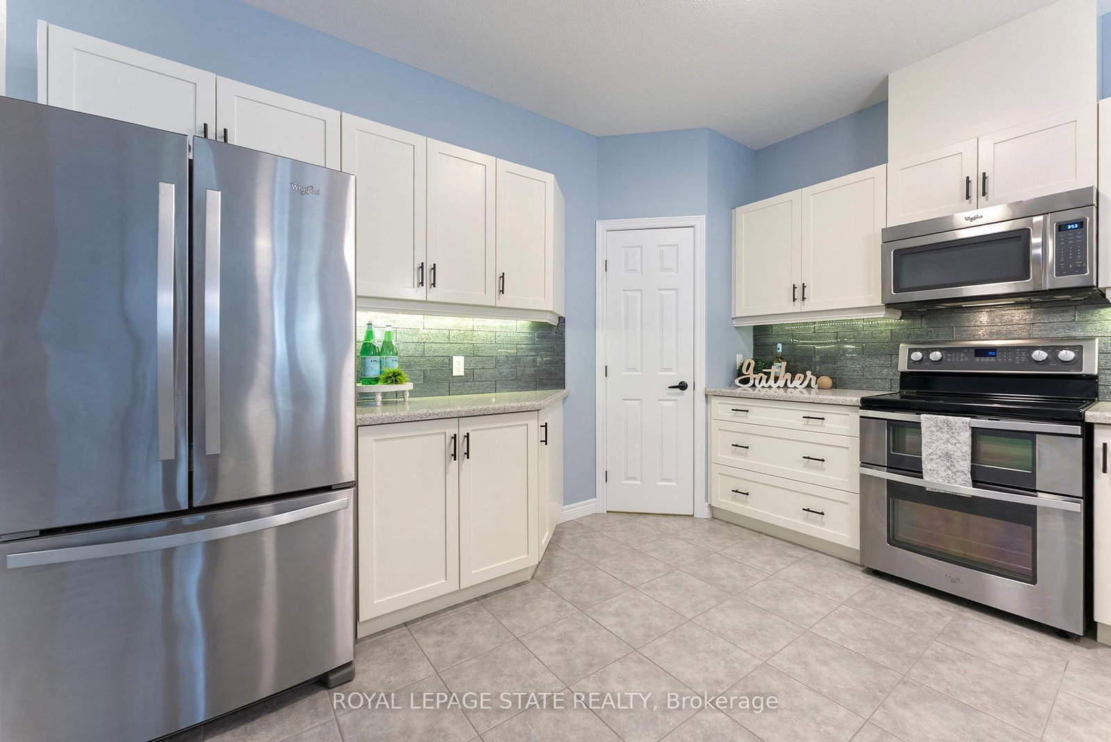 Photo 7 of 21 Finton Lane, Hamilton, Binbrook — HOMEH