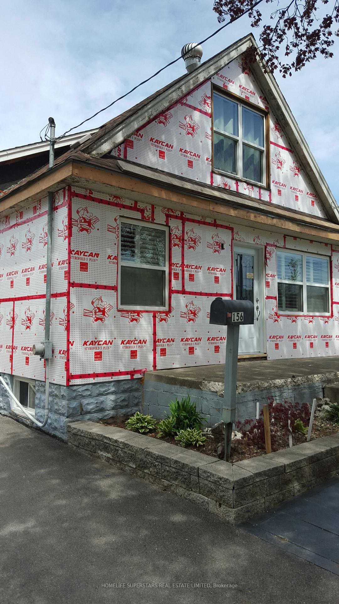 Photo 7 of 156 East 21st Street E, Hamilton, Eastmount — HOMEH