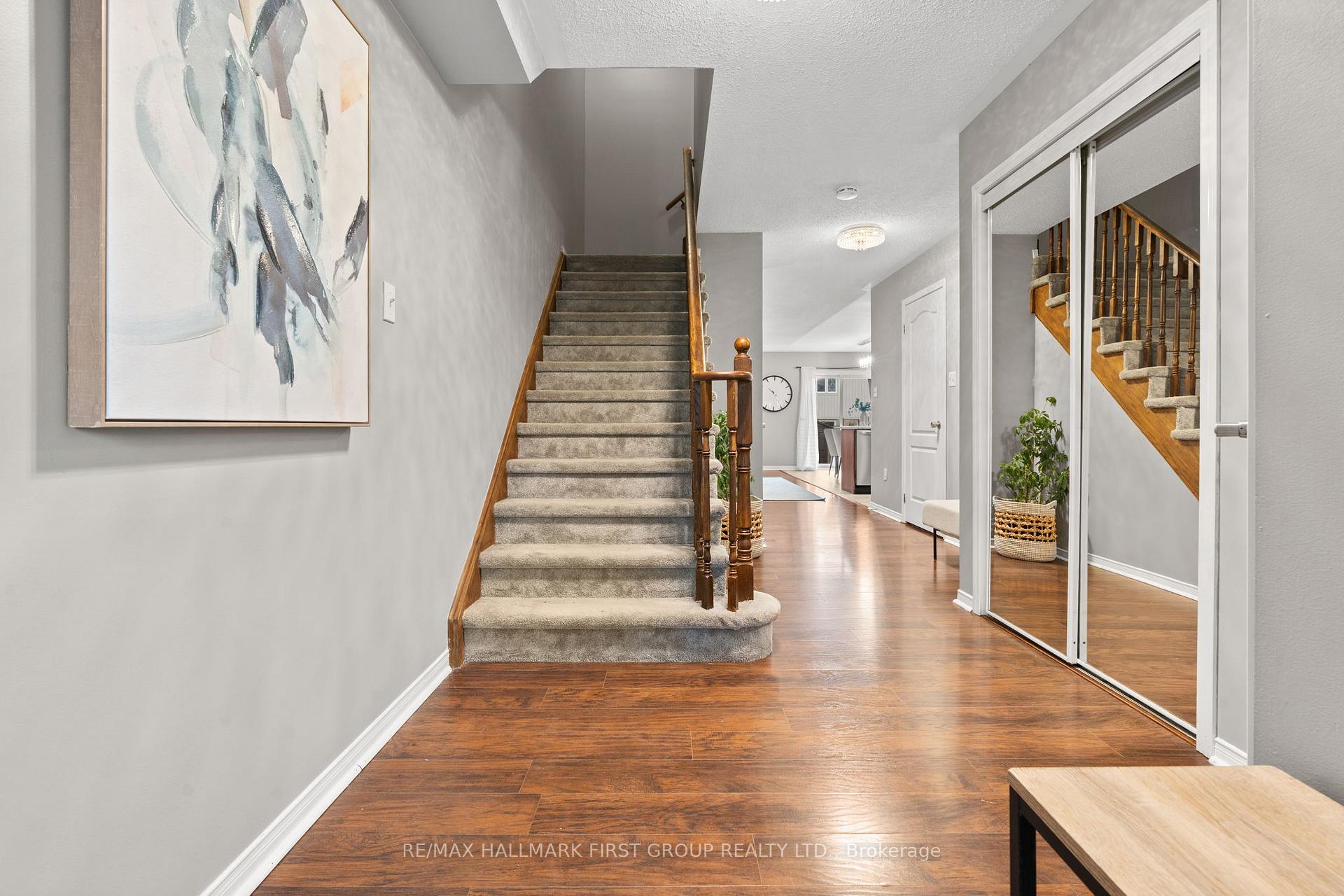 Photo 5 of Unit 8, 253 Sprucewood Crescent, Clarington, Bowmanville — HOMEH