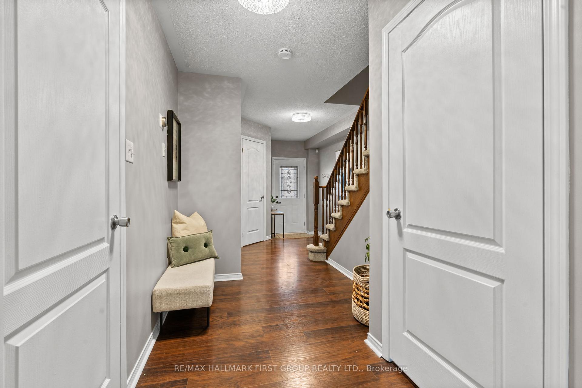 Photo 9 of Unit 8, 253 Sprucewood Crescent, Clarington, Bowmanville — HOMEH