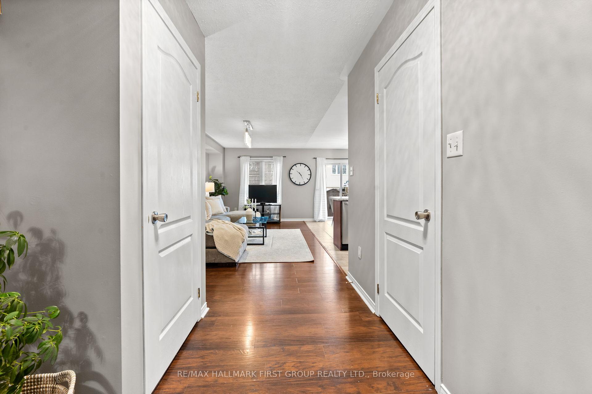 Photo 10 of Unit 8, 253 Sprucewood Crescent, Clarington, Bowmanville — HOMEH