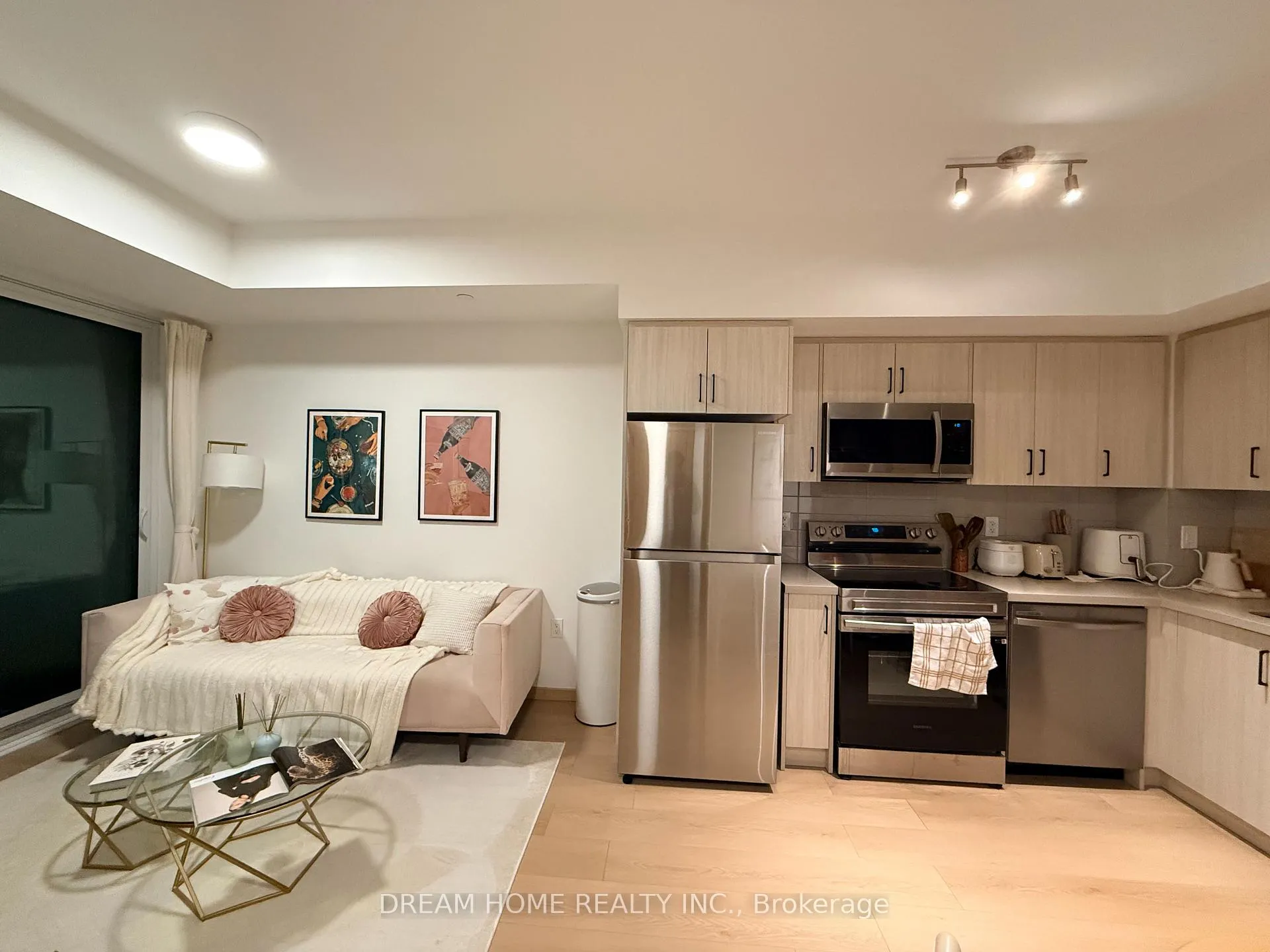Photo 1 of Unit 320, 3429 Sheppard Avenue E, Scarborough, Tam O'Shanter-Sullivan — HOMEH