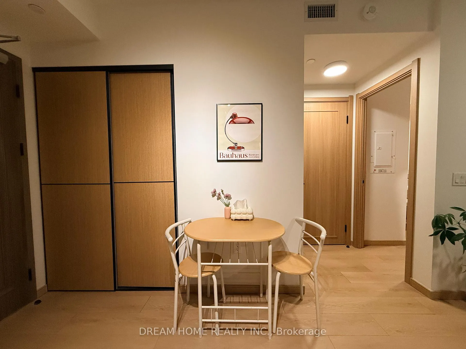 Photo 5 of Unit 320, 3429 Sheppard Avenue E, Scarborough, Tam O'Shanter-Sullivan — HOMEH