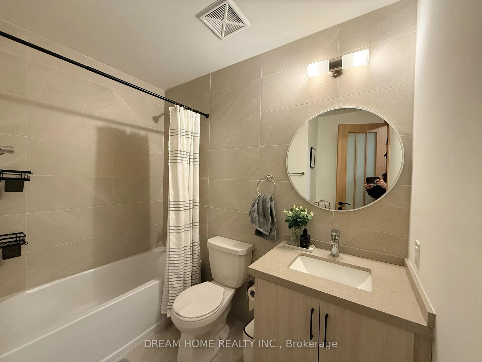 Photo 6 of Unit 320, 3429 Sheppard Avenue E, Scarborough, Tam O'Shanter-Sullivan — HOMEH