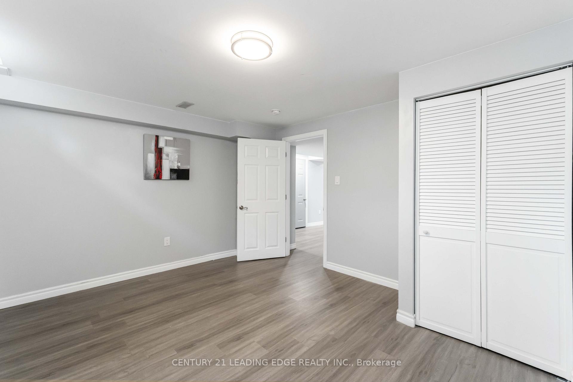 Photo 38 of 117 Thoroughbred Boulevard, Hamilton, Ancaster — HOMEH