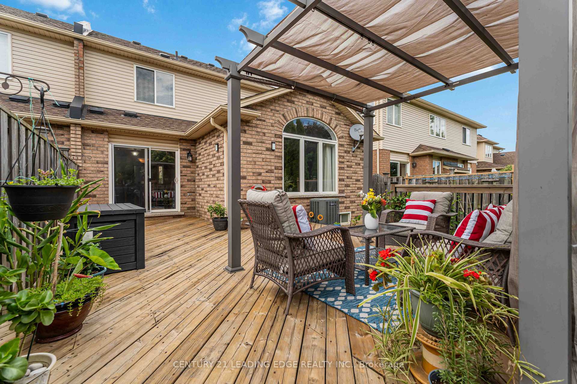 Photo 47 of 117 Thoroughbred Boulevard, Hamilton, Ancaster — HOMEH