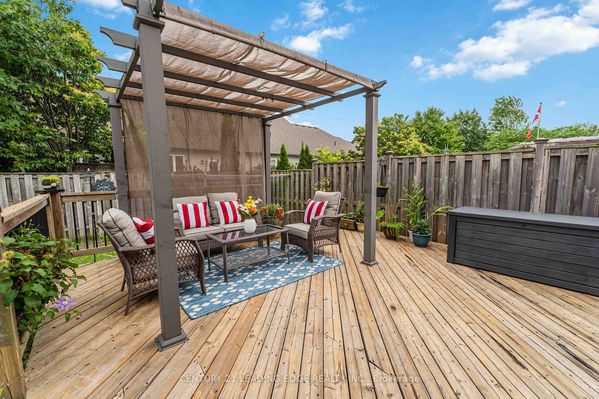 Photo 48 of 117 Thoroughbred Boulevard, Hamilton, Ancaster — HOMEH